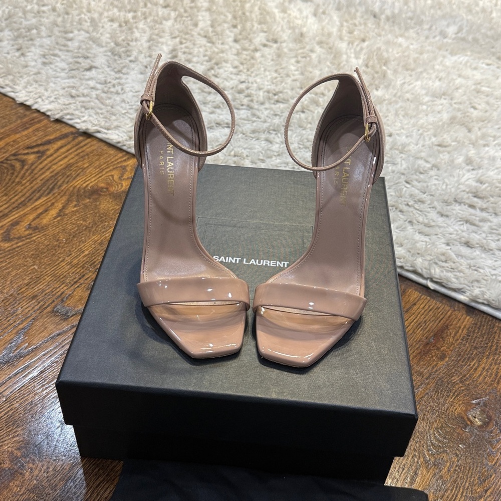 Saint Laurent Beige Women's Heels